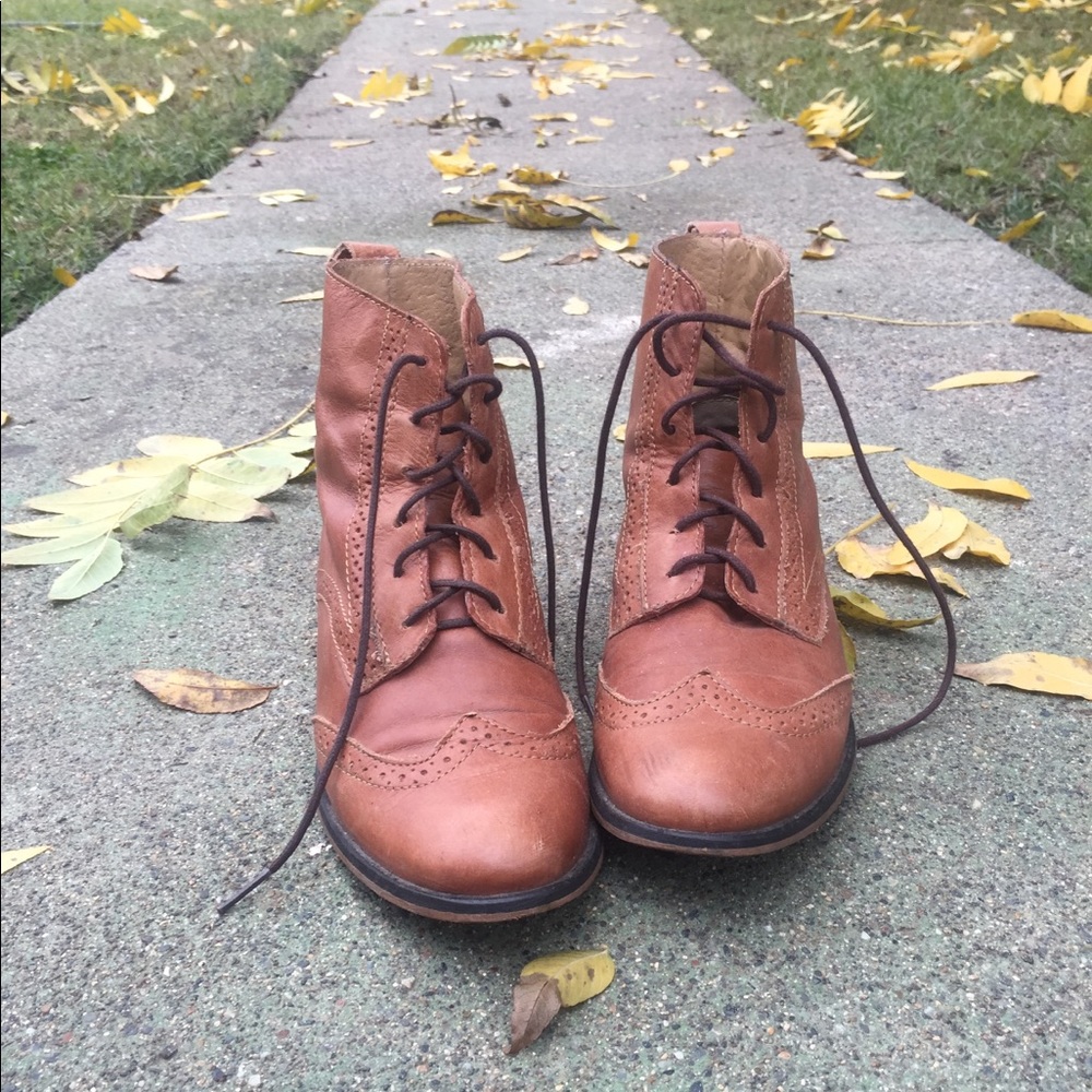 Tan leather oxford ankle boot